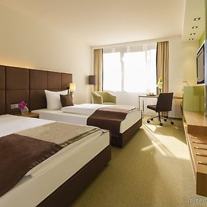 Standard Zimmer mit zwei Einzelbetten